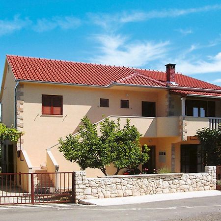Apartment Mira By Interhome Mirce Esterno foto